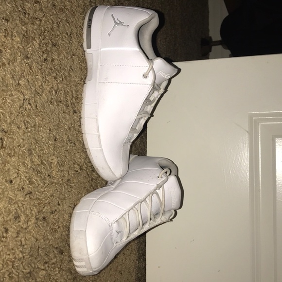 Air Jordans 23. TE 2 - Picture 1 of 2